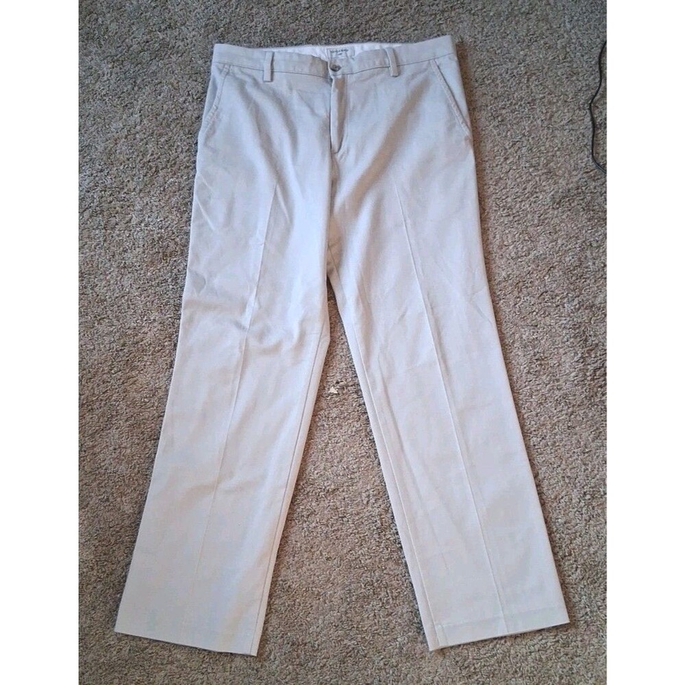 Dockers mens 36x30 Beige Signature Khaki Pants formal Casual Preppy adult party